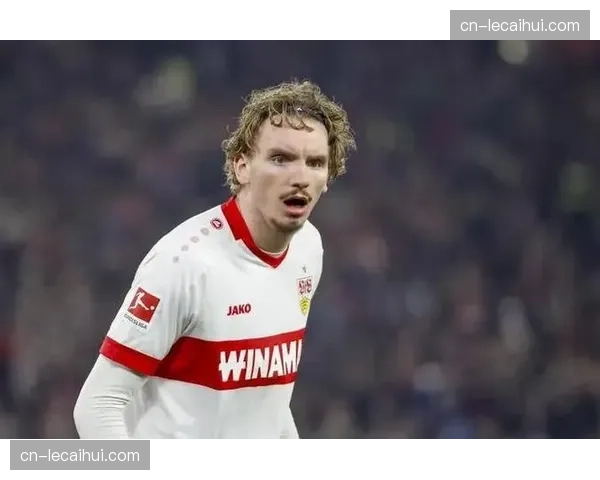 托纳利当选最佳球员,坦言对纽卡下半场表现不满 托纳利当选最佳球员,坦言对纽卡下半场表现不满