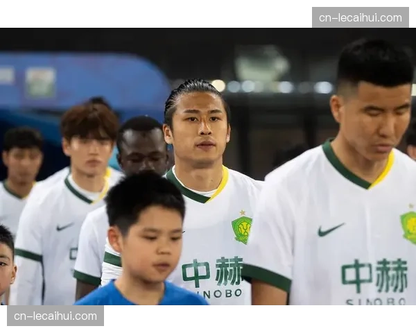 【2026年4月中超联赛·非赛事·群众体育“中超助力计划”走进南宁,开展草根足球教练员培训活动