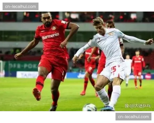 过程:VAR长时间复核,最终判定伯恩茅斯进球越位无效